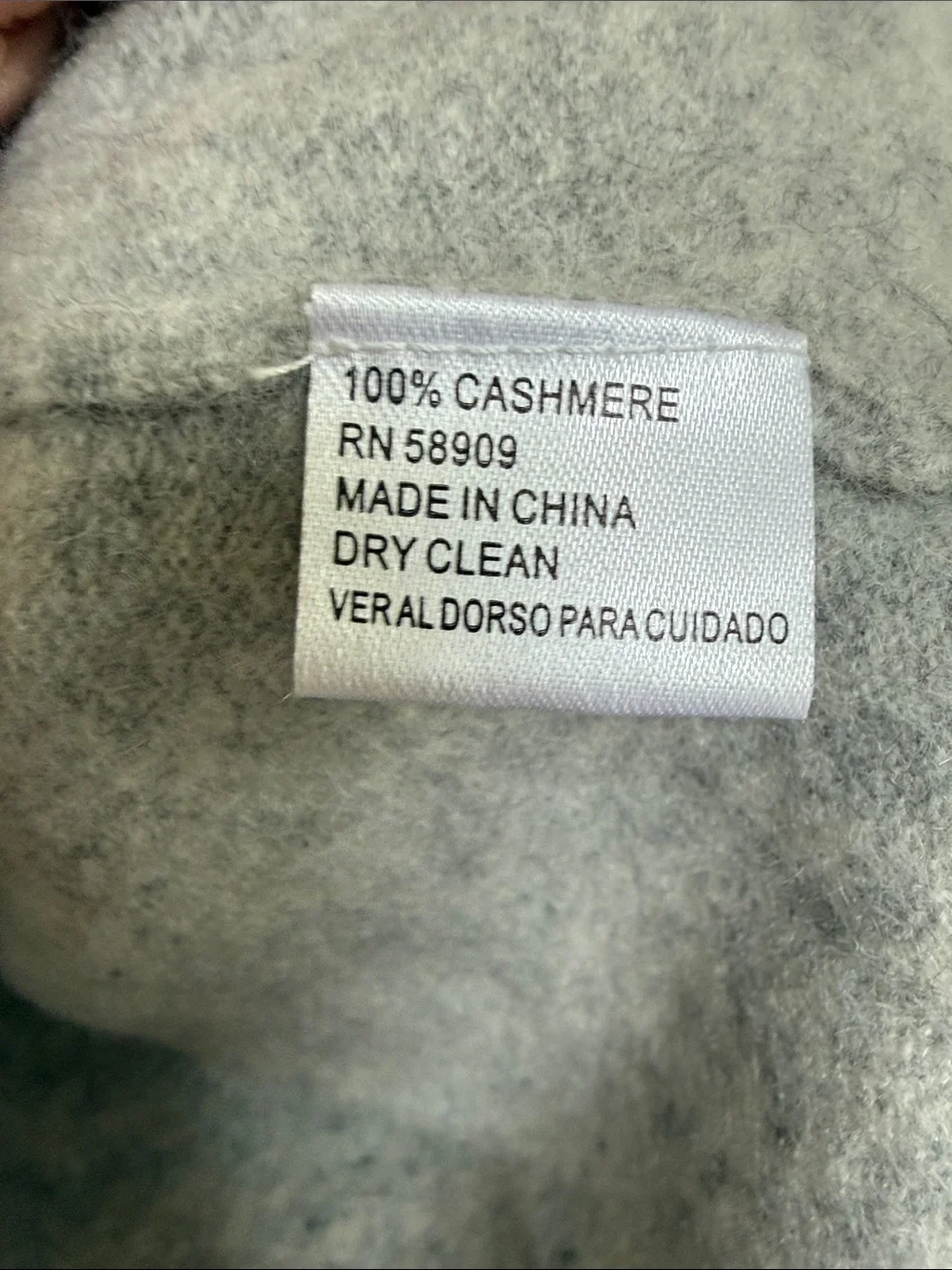 ANTONIO MELANI 100% Cashmere Light Gray V-Neck Sweater